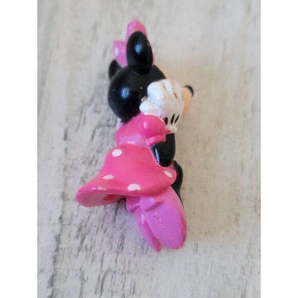 Minnie Mouse blushing Daydream sit toy figure Mini - Picture 3 of 5